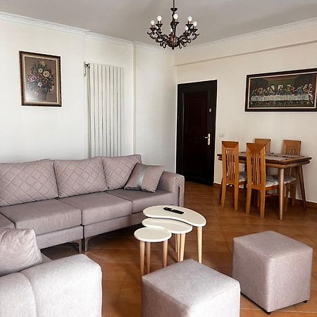 Lu Apartament Vlore Bagian luar foto