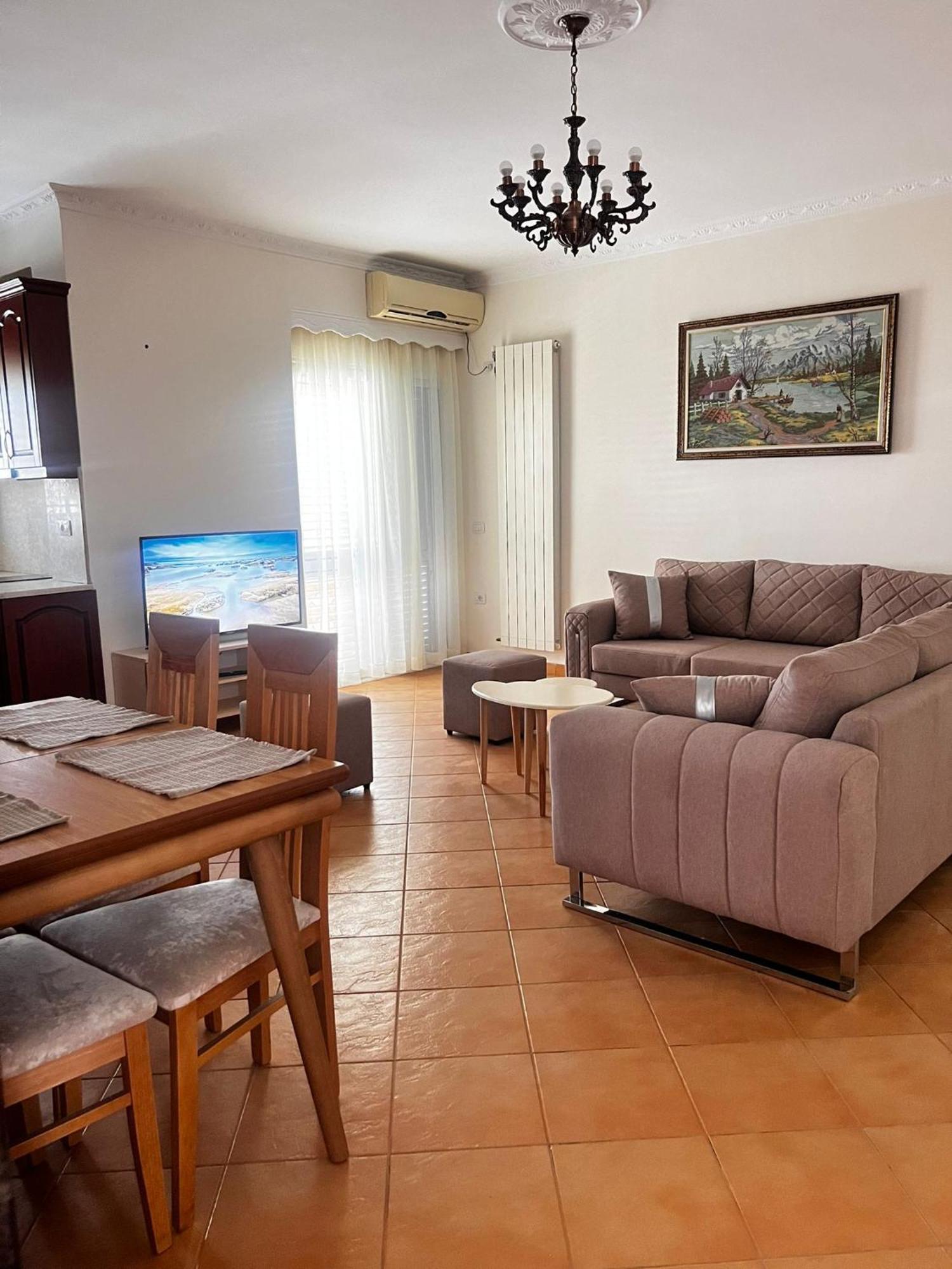 Lu Apartament Vlore Bagian luar foto