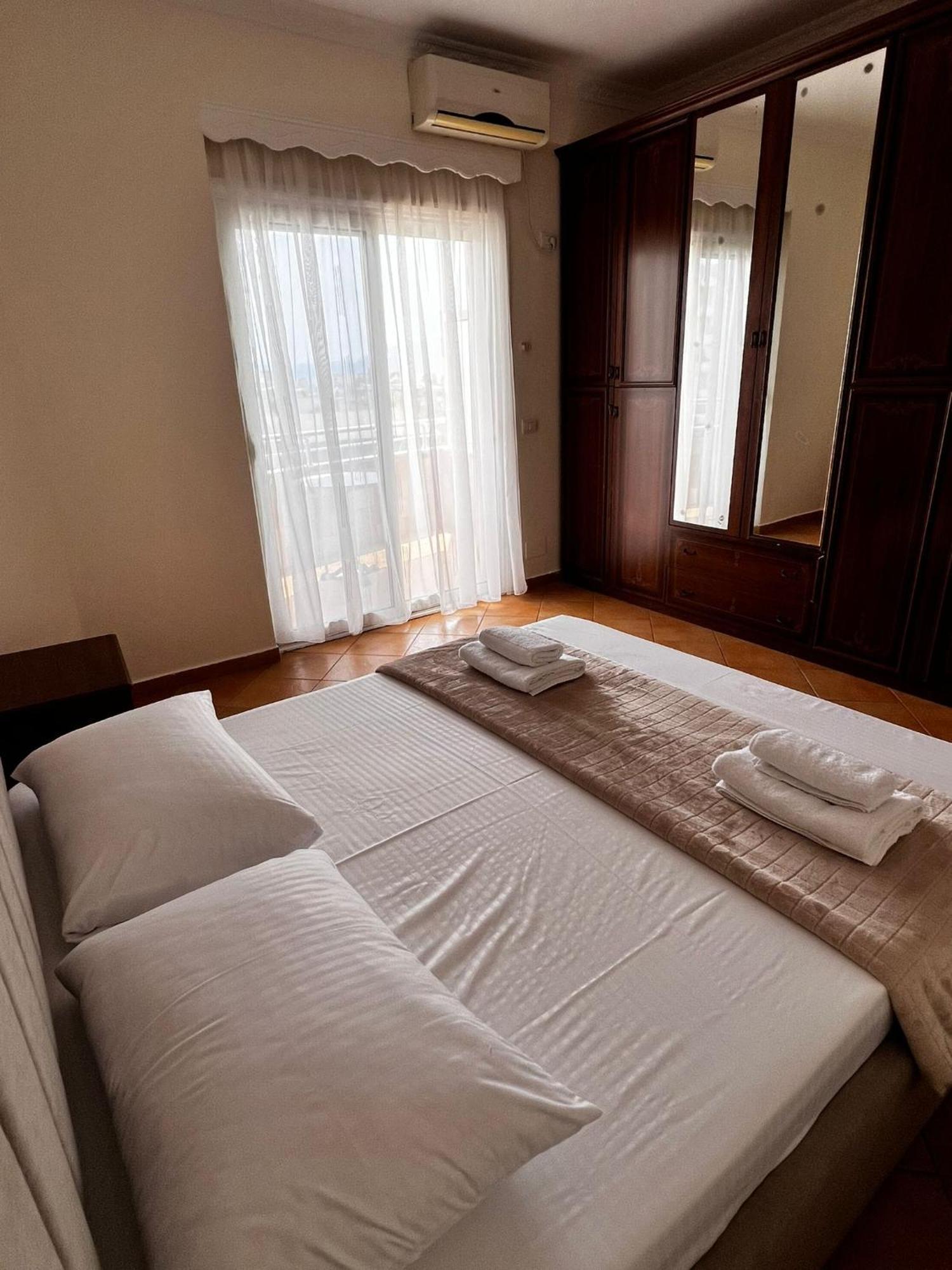 Lu Apartament Vlore Bagian luar foto