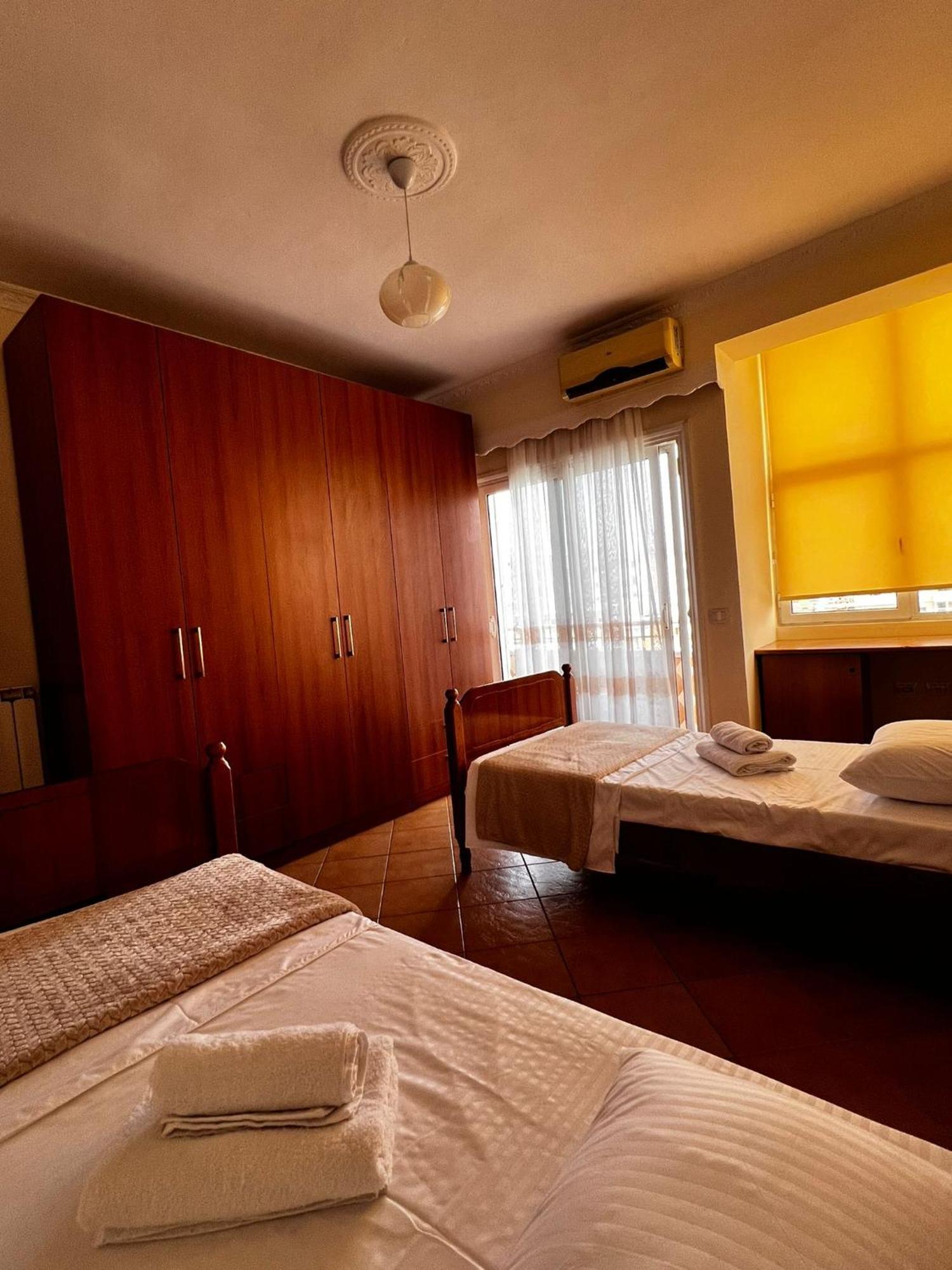 Lu Apartament Vlore Bagian luar foto